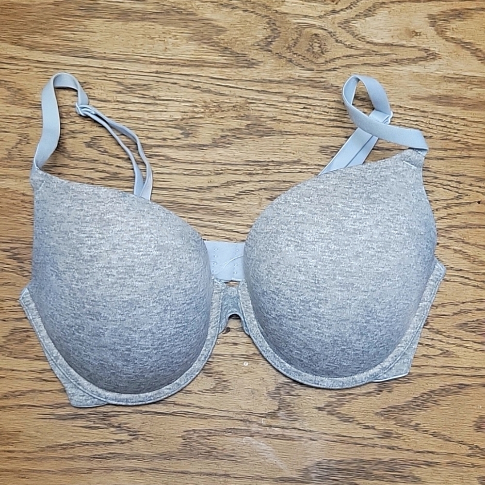VICTORIA SECRET PUSHUP BRA